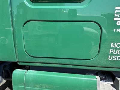 Freightliner Cascadia Sleeper Door