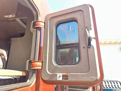Freightliner Cascadia Sleeper Door