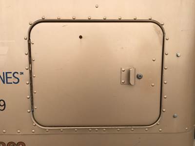 Freightliner Classic XL Sleeper Door