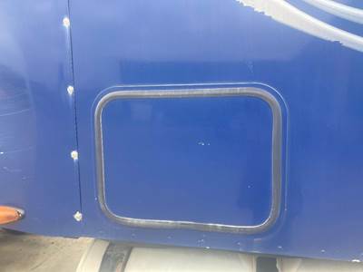 Freightliner Columbia 120 Sleeper Door