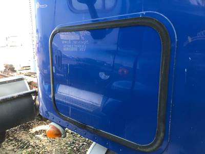 Freightliner Columbia 120 Sleeper Door