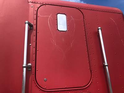 Freightliner FLD120 Sleeper Door