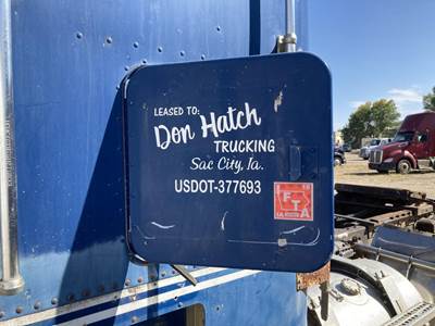 Freightliner FLT Sleeper Door