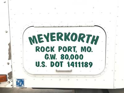 International 9200 Sleeper Door