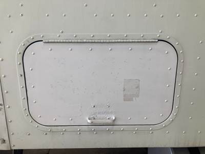 International 9400 Sleeper Door