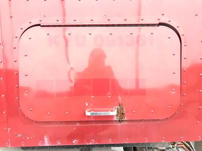 International 9400 Sleeper Door