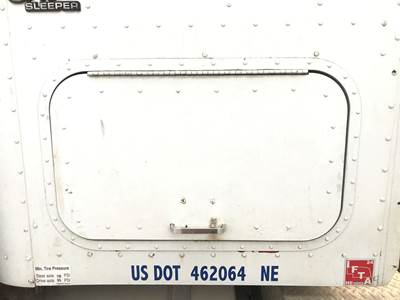 International 9400 Sleeper Door