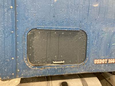 International 9400 Sleeper Door