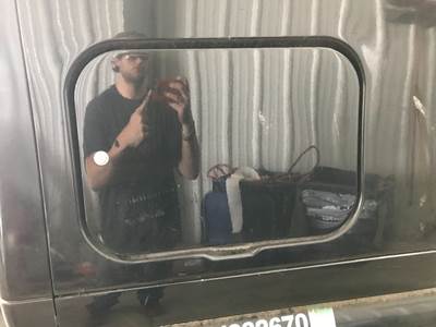 Kenworth T2000 Sleeper Door