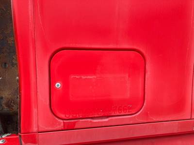 Kenworth T2000 Sleeper Door