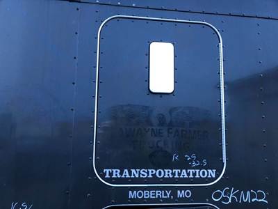 Kenworth T600 Sleeper Door