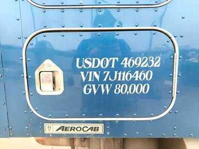 Kenworth T600 Sleeper Door