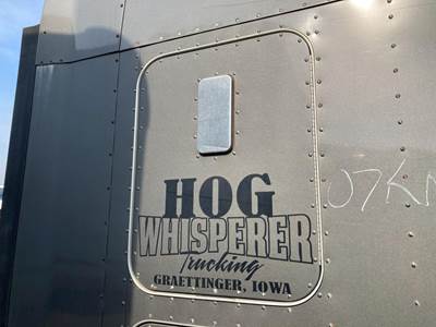 Kenworth T600 Sleeper Door