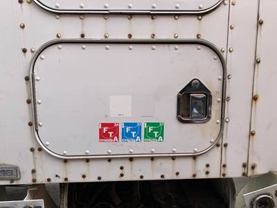Kenworth T600 Sleeper Door