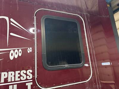 Kenworth T600 Sleeper Door
