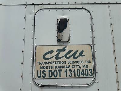 Kenworth T600 Sleeper Door