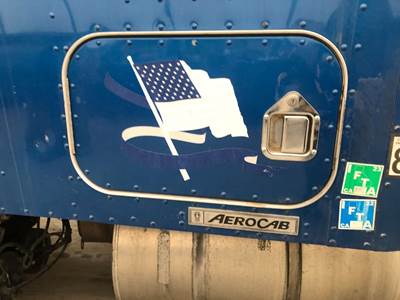 Kenworth T660 Sleeper Door