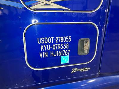 Kenworth T680 Sleeper Door