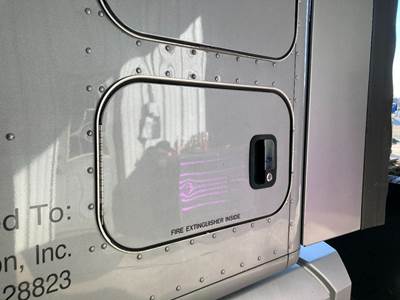 Kenworth T680 Sleeper Door