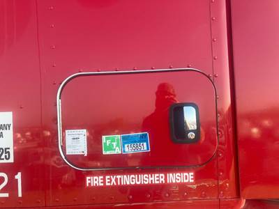 Kenworth T680 Sleeper Door