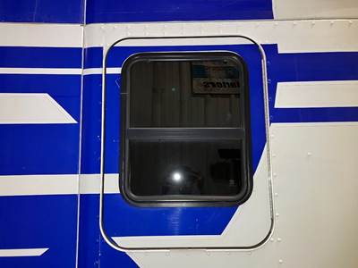 Kenworth T680 Sleeper Door