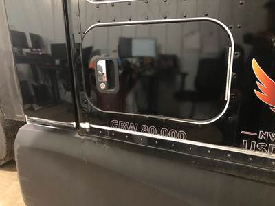 Kenworth T680 Sleeper Door