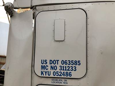 Kenworth T680 Sleeper Door