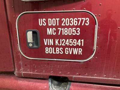 Kenworth T680 Sleeper Door
