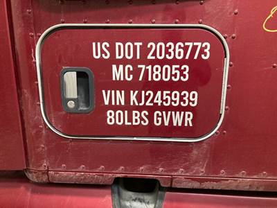 Kenworth T680 Sleeper Door