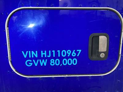 Kenworth T680 Sleeper Door