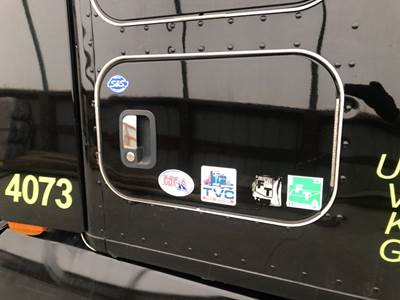 Kenworth T680 Sleeper Door