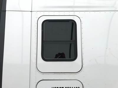 Kenworth T680 Sleeper Door