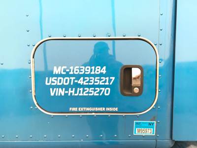 Kenworth T680 Sleeper Door