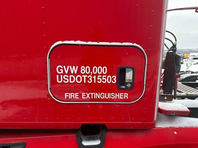 Kenworth T680 Sleeper Door