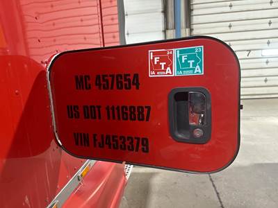 Kenworth T680 Sleeper Door
