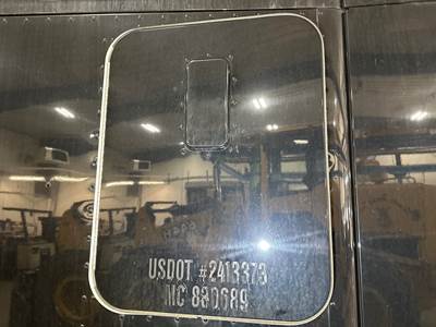 Kenworth T680 Sleeper Door