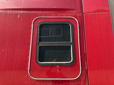 Kenworth T680 Sleeper Door