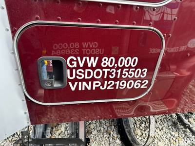 Kenworth T680 Sleeper Door