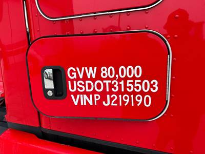 Kenworth T680 Sleeper Door