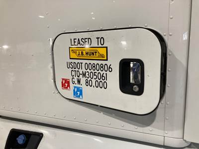 Kenworth T680 Sleeper Door