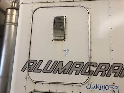 Kenworth T800 Sleeper Door
