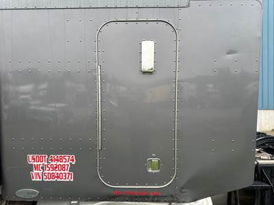 Peterbilt 379 Sleeper Door
