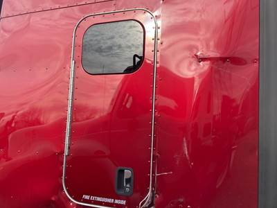 Peterbilt 579 Sleeper Door