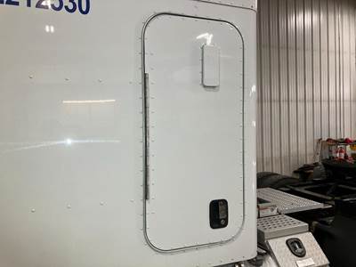 Peterbilt 579 Sleeper Door