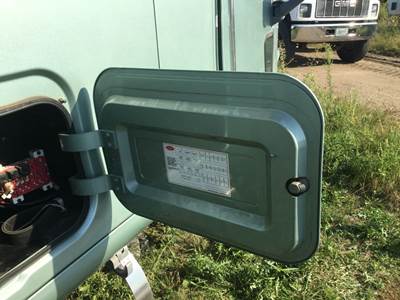 Peterbilt 587 Sleeper Door