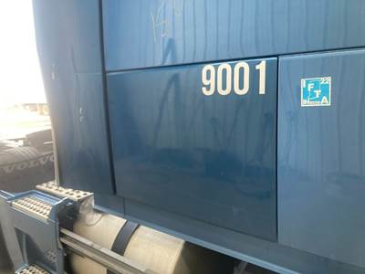 Volvo VNL Sleeper Door