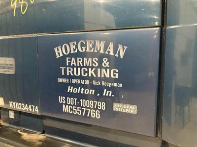 Volvo VNL Sleeper Door