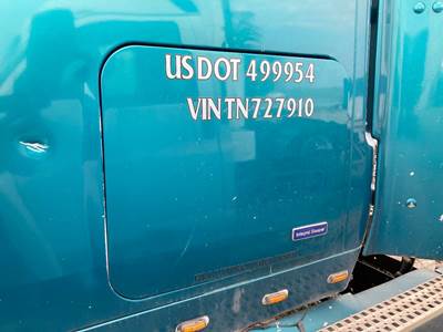 Volvo WIA Sleeper Door