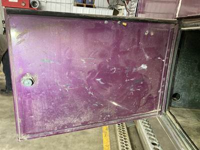 Western Star 4900EX Sleeper Door