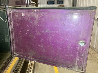 Western Star 4900EX Sleeper Door